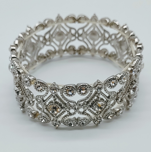 Vintage Rhinestone Silver Tone Metal Filigree Stretch Bracelet - Picture 6 of 7